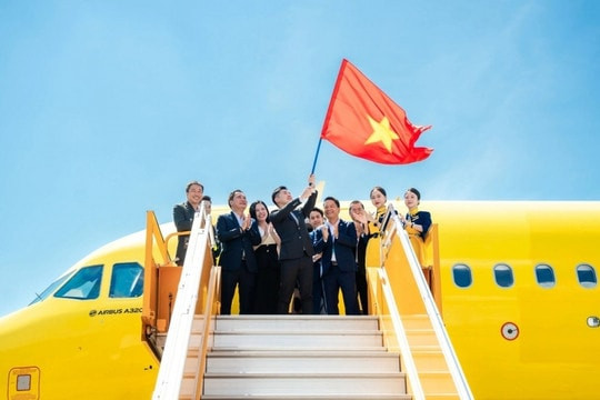 mua cổ phần Vietravel Airlines
