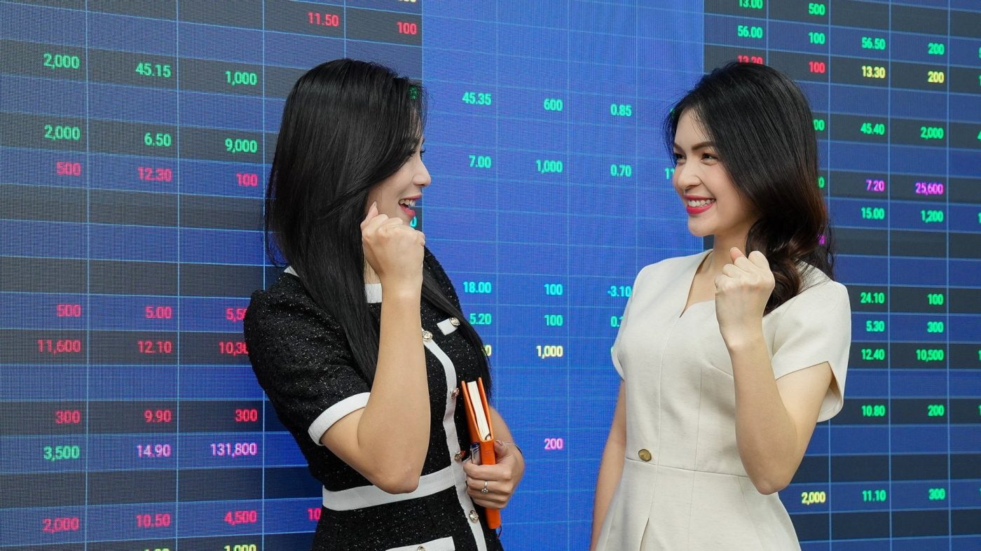 nhận định chứng khoán 21/11